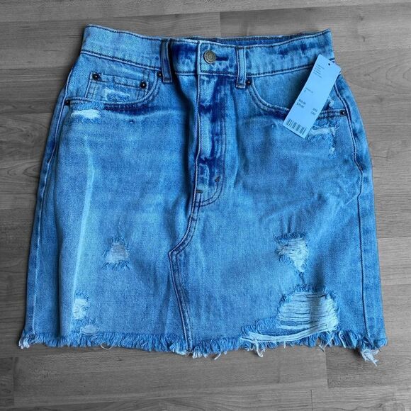 Urban Outfitters BDG Denim Jeans Mini Skirt NWT Size Small Petite - Picture 1 of 4